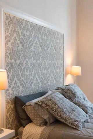Vesuvius Suite - Elegante Appartamento In Centro 那不勒斯 外观 照片